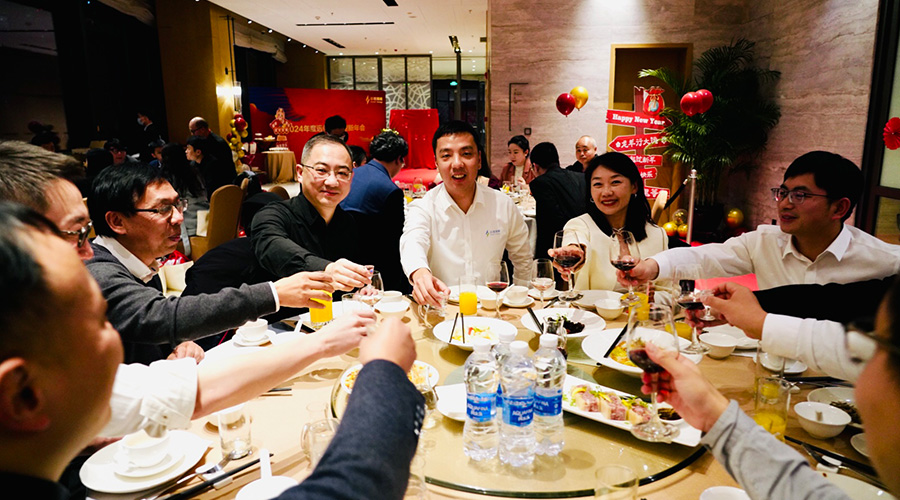 变革创新，突破前行 | XPJ储能2023年终总结大会及2024年迎新年会圆满落幕