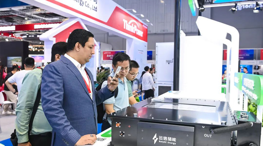 重磅亮相SNEC2025！XPJ储能全明星阵容闪耀申城！