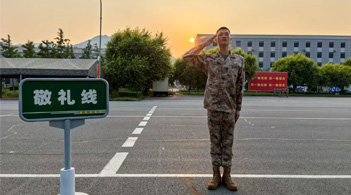 阅兵背后的故事：用军人底色书写“星榜样”风采